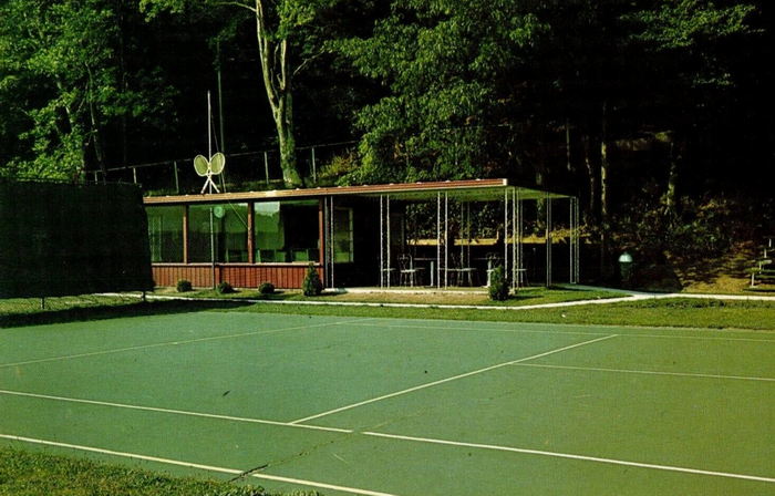 Epworth Heights Hotel - Tennis Court (newer photo)
